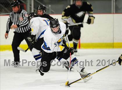 Thumbnail 3 in Trumbull vs. Avon (CIAC Division 2 Quarterfinal) photogallery.