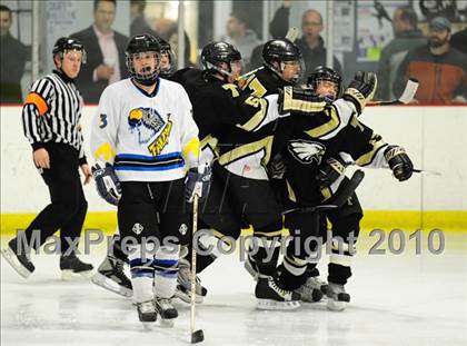 Thumbnail 1 in Trumbull vs. Avon (CIAC Division 2 Quarterfinal) photogallery.