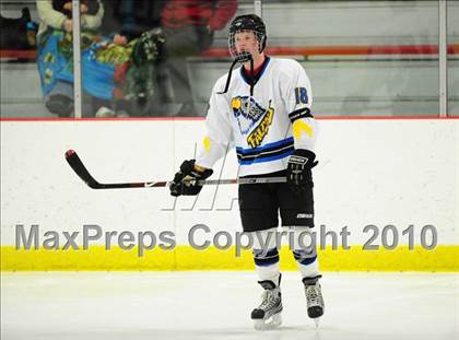 Thumbnail 1 in Trumbull vs. Avon (CIAC Division 2 Quarterfinal) photogallery.