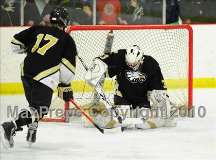 Thumbnail 1 in Trumbull vs. Avon (CIAC Division 2 Quarterfinal) photogallery.