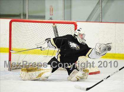 Thumbnail 2 in Trumbull vs. Avon (CIAC Division 2 Quarterfinal) photogallery.