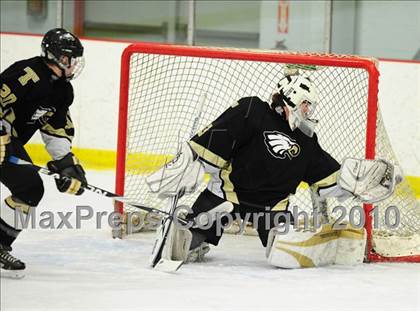 Thumbnail 1 in Trumbull vs. Avon (CIAC Division 2 Quarterfinal) photogallery.