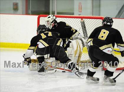 Thumbnail 2 in Trumbull vs. Avon (CIAC Division 2 Quarterfinal) photogallery.