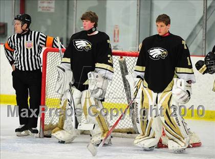 Thumbnail 1 in Trumbull vs. Avon (CIAC Division 2 Quarterfinal) photogallery.