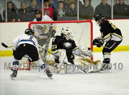 Thumbnail 3 in Trumbull vs. Avon (CIAC Division 2 Quarterfinal) photogallery.