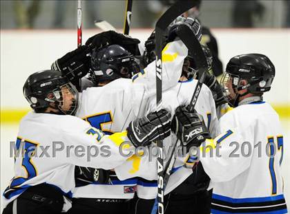 Thumbnail 2 in Trumbull vs. Avon (CIAC Division 2 Quarterfinal) photogallery.