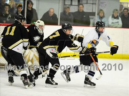 Thumbnail 1 in Trumbull vs. Avon (CIAC Division 2 Quarterfinal) photogallery.