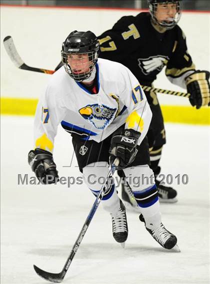 Thumbnail 2 in Trumbull vs. Avon (CIAC Division 2 Quarterfinal) photogallery.