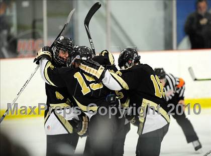 Thumbnail 1 in Trumbull vs. Avon (CIAC Division 2 Quarterfinal) photogallery.
