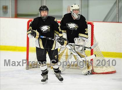 Thumbnail 3 in Trumbull vs. Avon (CIAC Division 2 Quarterfinal) photogallery.