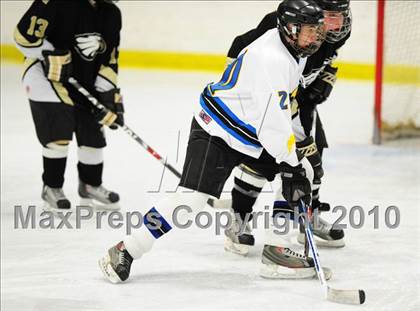 Thumbnail 1 in Trumbull vs. Avon (CIAC Division 2 Quarterfinal) photogallery.