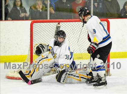 Thumbnail 2 in Trumbull vs. Avon (CIAC Division 2 Quarterfinal) photogallery.