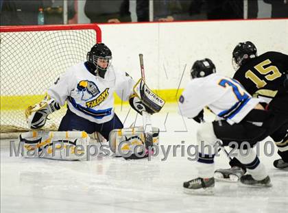 Thumbnail 3 in Trumbull vs. Avon (CIAC Division 2 Quarterfinal) photogallery.