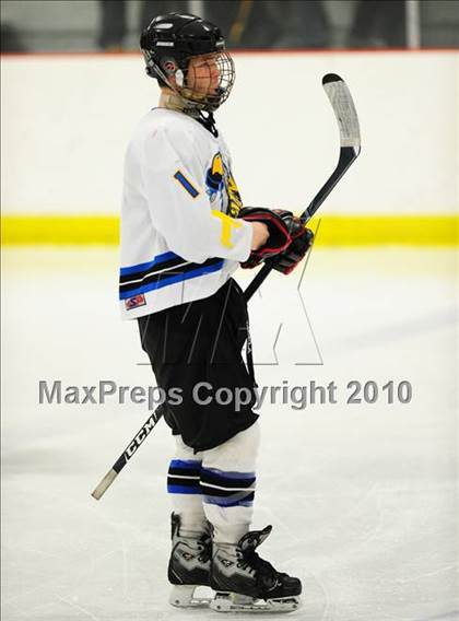 Thumbnail 2 in Trumbull vs. Avon (CIAC Division 2 Quarterfinal) photogallery.