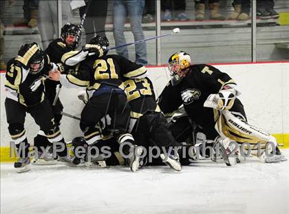 Thumbnail 2 in Trumbull vs. Avon (CIAC Division 2 Quarterfinal) photogallery.