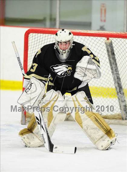Thumbnail 2 in Trumbull vs. Avon (CIAC Division 2 Quarterfinal) photogallery.