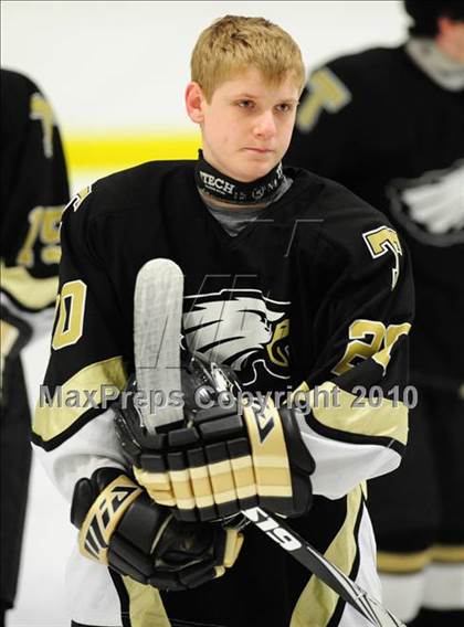Thumbnail 1 in Trumbull vs. Avon (CIAC Division 2 Quarterfinal) photogallery.