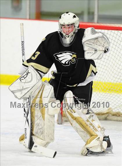 Thumbnail 1 in Trumbull vs. Avon (CIAC Division 2 Quarterfinal) photogallery.