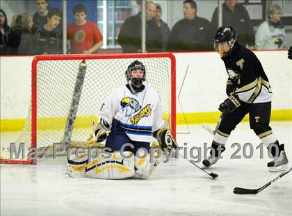 Thumbnail 3 in Trumbull vs. Avon (CIAC Division 2 Quarterfinal) photogallery.