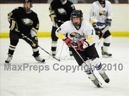 Thumbnail 1 in Trumbull vs. Avon (CIAC Division 2 Quarterfinal) photogallery.