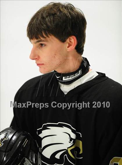 Thumbnail 1 in Trumbull vs. Avon (CIAC Division 2 Quarterfinal) photogallery.