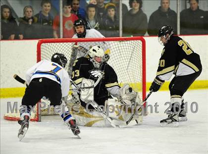 Thumbnail 2 in Trumbull vs. Avon (CIAC Division 2 Quarterfinal) photogallery.