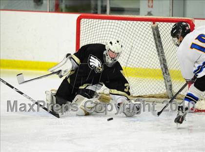 Thumbnail 1 in Trumbull vs. Avon (CIAC Division 2 Quarterfinal) photogallery.