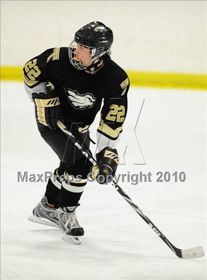 Thumbnail 2 in Trumbull vs. Avon (CIAC Division 2 Quarterfinal) photogallery.
