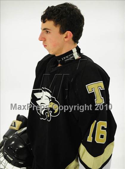 Thumbnail 3 in Trumbull vs. Avon (CIAC Division 2 Quarterfinal) photogallery.