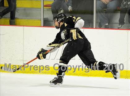 Thumbnail 2 in Trumbull vs. Avon (CIAC Division 2 Quarterfinal) photogallery.