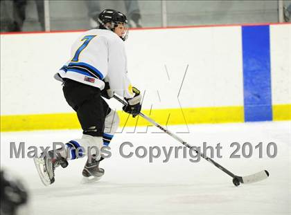 Thumbnail 3 in Trumbull vs. Avon (CIAC Division 2 Quarterfinal) photogallery.