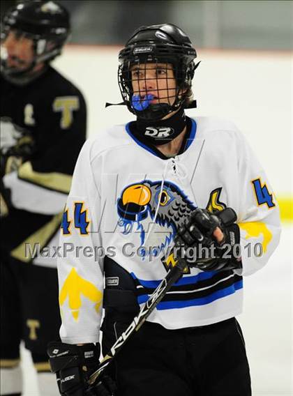 Thumbnail 2 in Trumbull vs. Avon (CIAC Division 2 Quarterfinal) photogallery.