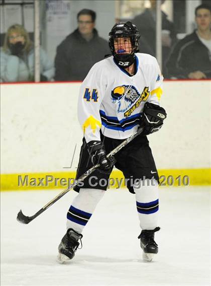 Thumbnail 3 in Trumbull vs. Avon (CIAC Division 2 Quarterfinal) photogallery.