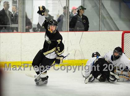 Thumbnail 3 in Trumbull vs. Avon (CIAC Division 2 Quarterfinal) photogallery.