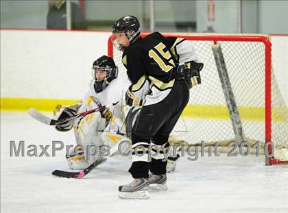 Thumbnail 1 in Trumbull vs. Avon (CIAC Division 2 Quarterfinal) photogallery.