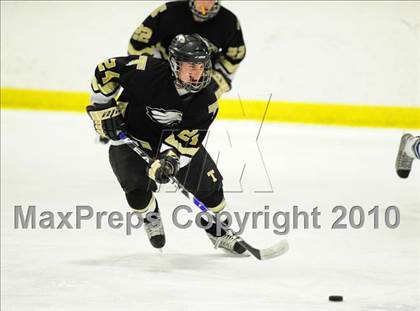 Thumbnail 2 in Trumbull vs. Avon (CIAC Division 2 Quarterfinal) photogallery.