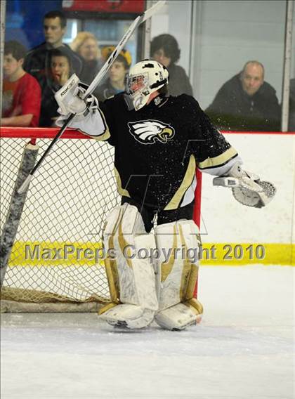 Thumbnail 3 in Trumbull vs. Avon (CIAC Division 2 Quarterfinal) photogallery.