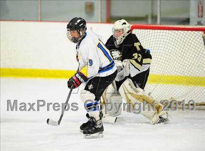 Thumbnail 3 in Trumbull vs. Avon (CIAC Division 2 Quarterfinal) photogallery.