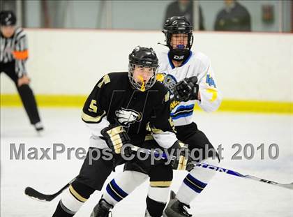 Thumbnail 3 in Trumbull vs. Avon (CIAC Division 2 Quarterfinal) photogallery.