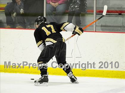 Thumbnail 1 in Trumbull vs. Avon (CIAC Division 2 Quarterfinal) photogallery.