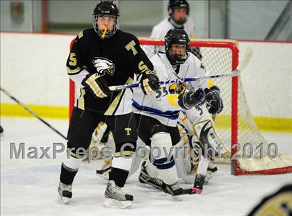 Thumbnail 1 in Trumbull vs. Avon (CIAC Division 2 Quarterfinal) photogallery.