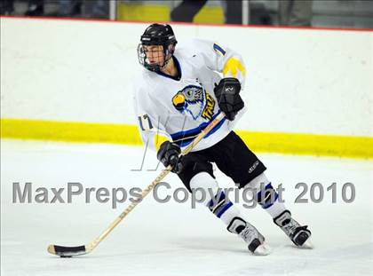Thumbnail 1 in Trumbull vs. Avon (CIAC Division 2 Quarterfinal) photogallery.