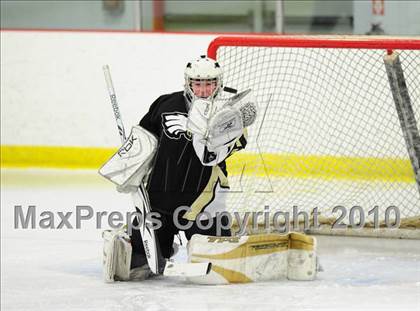 Thumbnail 3 in Trumbull vs. Avon (CIAC Division 2 Quarterfinal) photogallery.