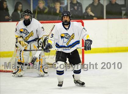 Thumbnail 1 in Trumbull vs. Avon (CIAC Division 2 Quarterfinal) photogallery.