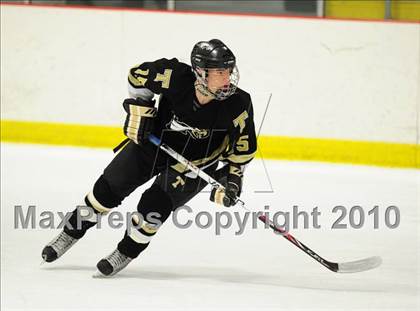 Thumbnail 2 in Trumbull vs. Avon (CIAC Division 2 Quarterfinal) photogallery.