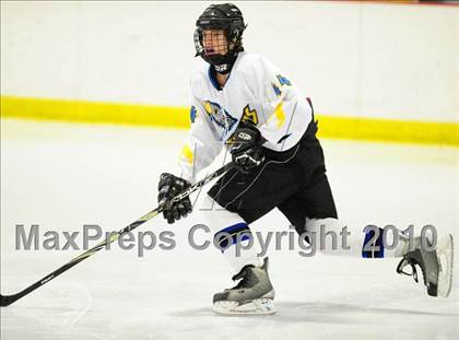 Thumbnail 2 in Trumbull vs. Avon (CIAC Division 2 Quarterfinal) photogallery.
