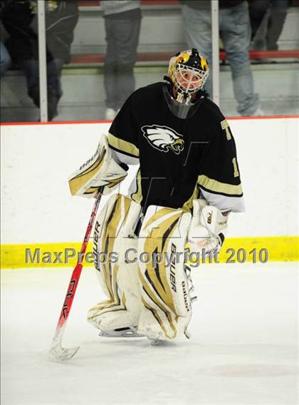 Thumbnail 3 in Trumbull vs. Avon (CIAC Division 2 Quarterfinal) photogallery.