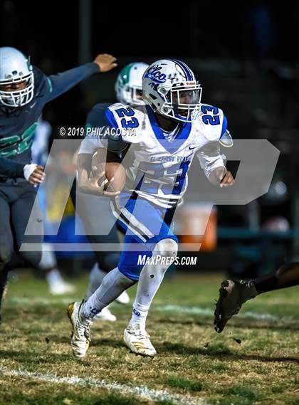 Thumbnail 2 in El Camino Real vs Eagle Rock (CIF LACS D1 Playoff) photogallery.
