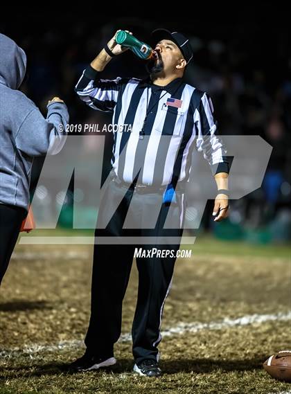 Thumbnail 3 in El Camino Real vs Eagle Rock (CIF LACS D1 Playoff) photogallery.