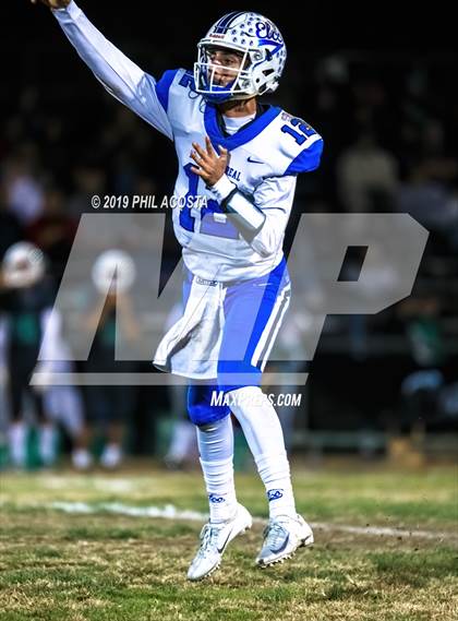 Thumbnail 3 in El Camino Real vs Eagle Rock (CIF LACS D1 Playoff) photogallery.